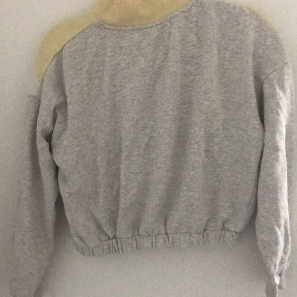 H&M cropped sweater, yellow, white and grey. Also available in pink - Picture 3 of 3